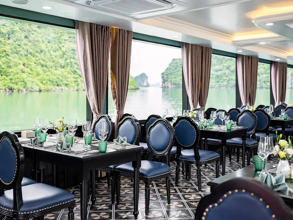 Dining deck with bay views aboard the Sea Lion VIP