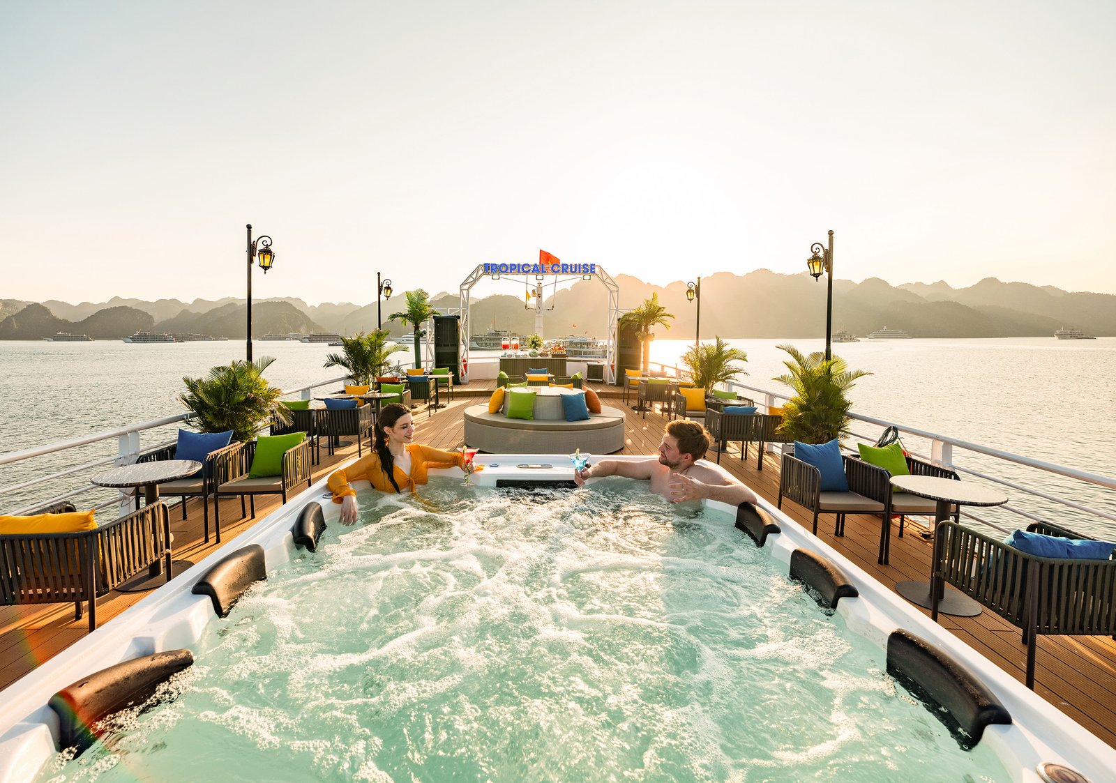 Tropical Cruise on Lan Ha Bay and Cat Ba Island