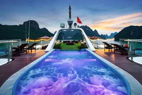 2-tägige Dora-Kreuzfahrt mit 1 Übernachtung auf der Halong-Bucht und Lan-Ha-Bucht