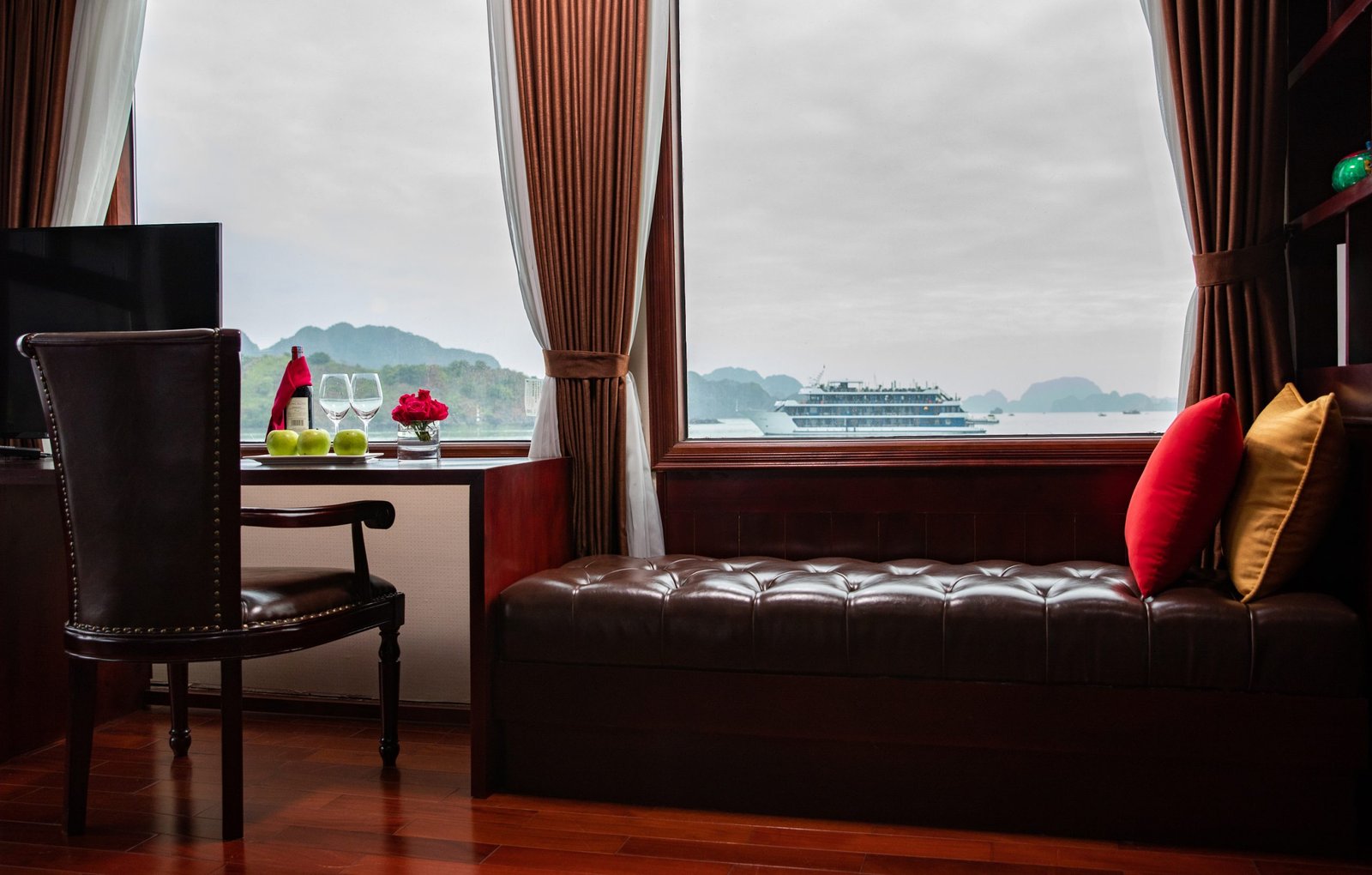 Honeymoon Suite cabin interior