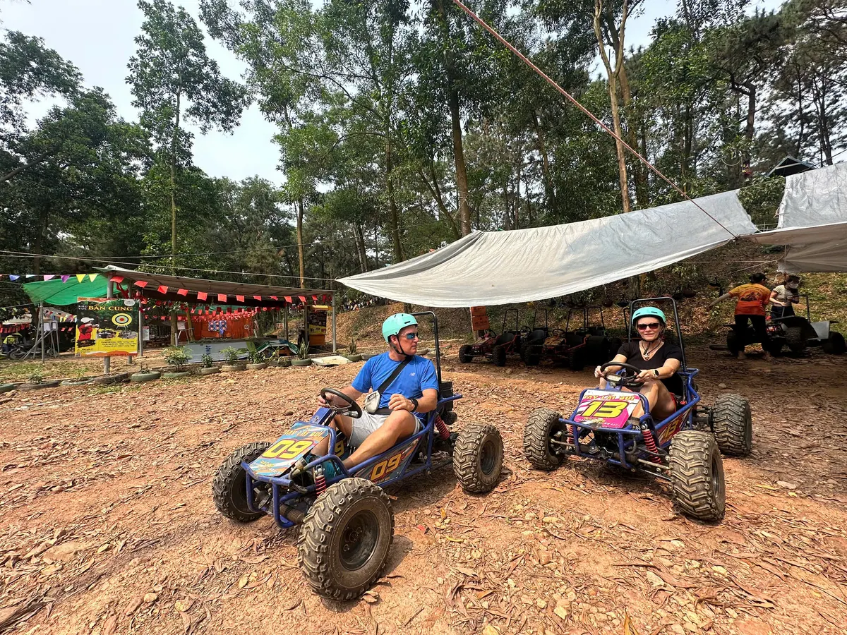 Aventura de quad todoterreno y kayak cerca de Hanoi