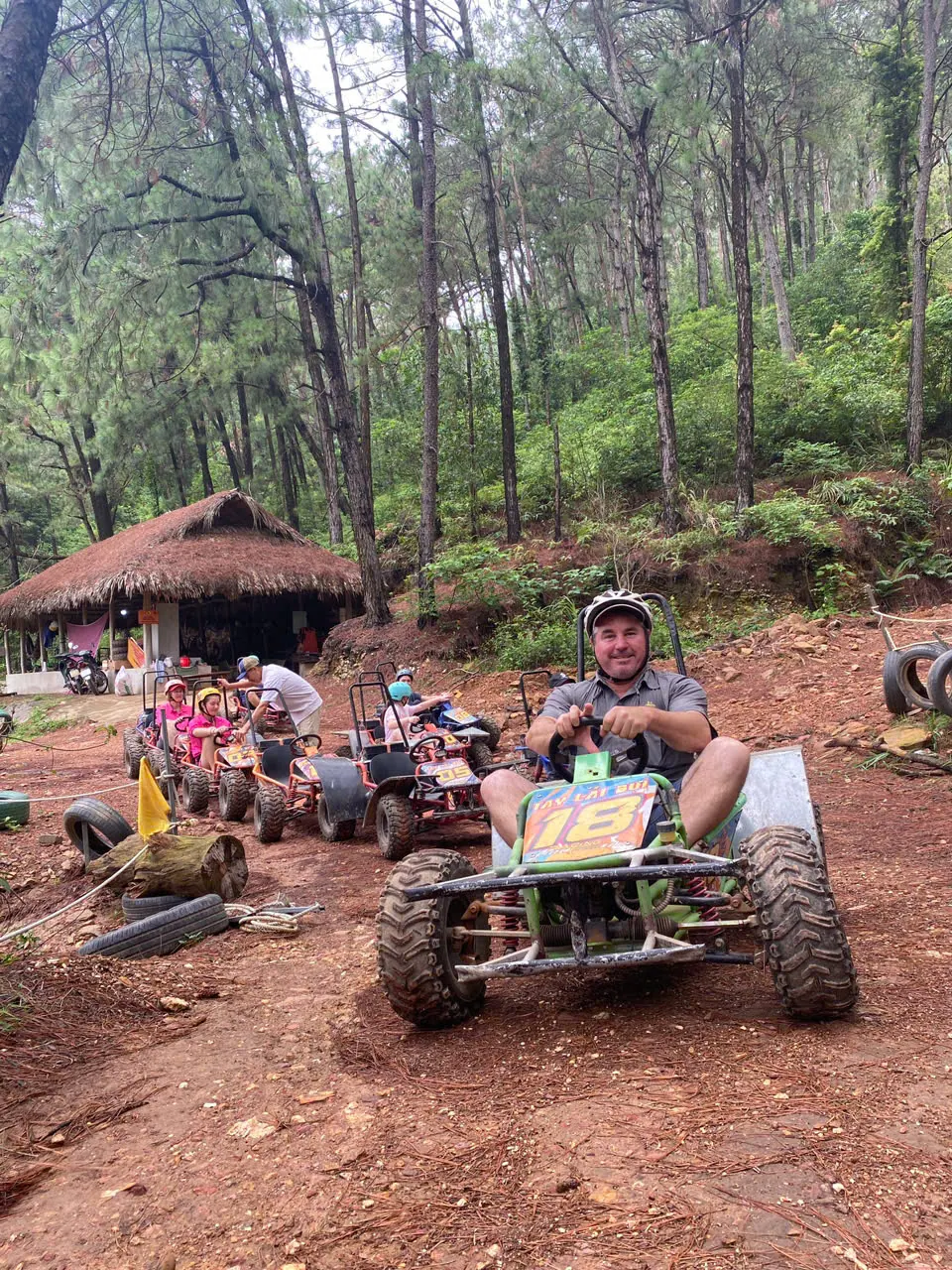 Aventura de quad todoterreno y kayak cerca de Hanoi